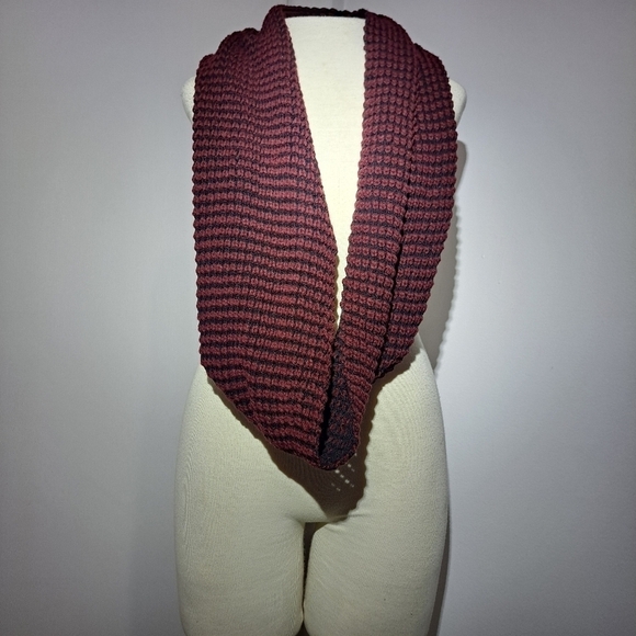 Rampage Red And Black Knit Infinity Scarf - Picture 1 of 11